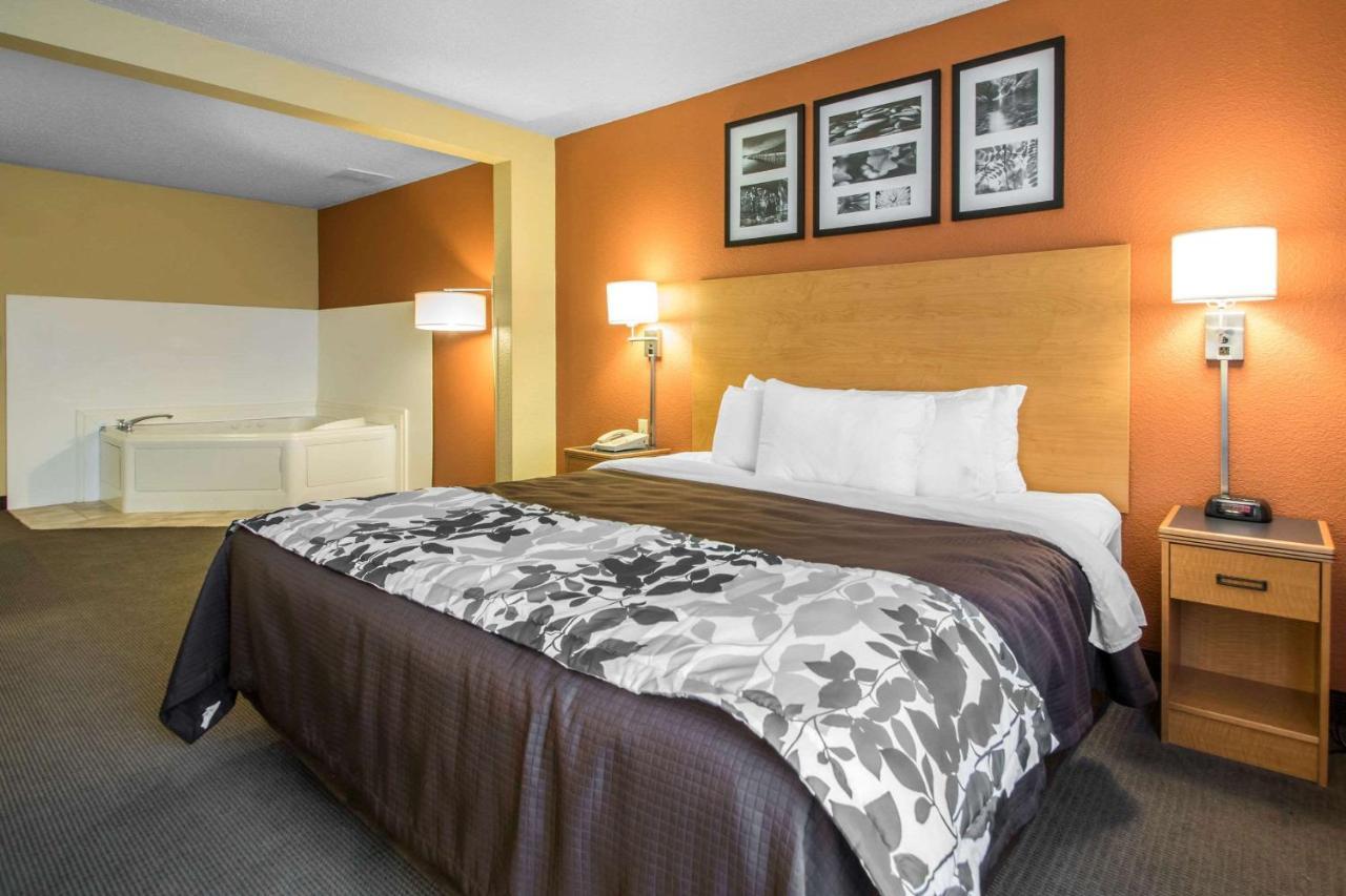 Comfort Inn & Suites Sheboygan I-43 Extérieur photo